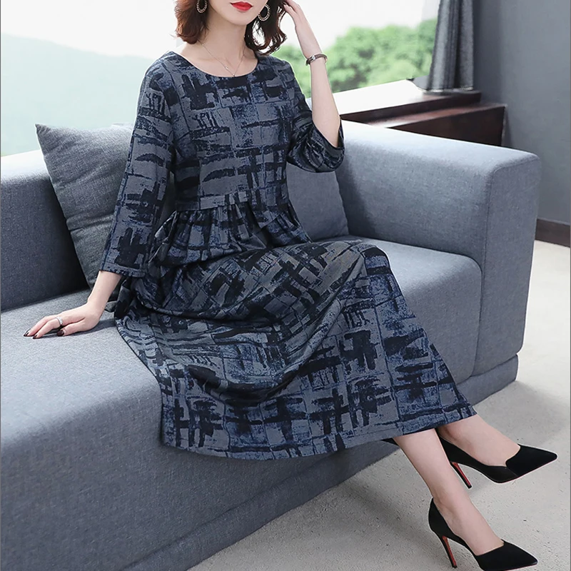 

Fashion Autumn Spring Women Plaid Print Dress New 2019 Elegant Female Vestidos Three Quarter Sleeve Casual Loose Long Dresses
