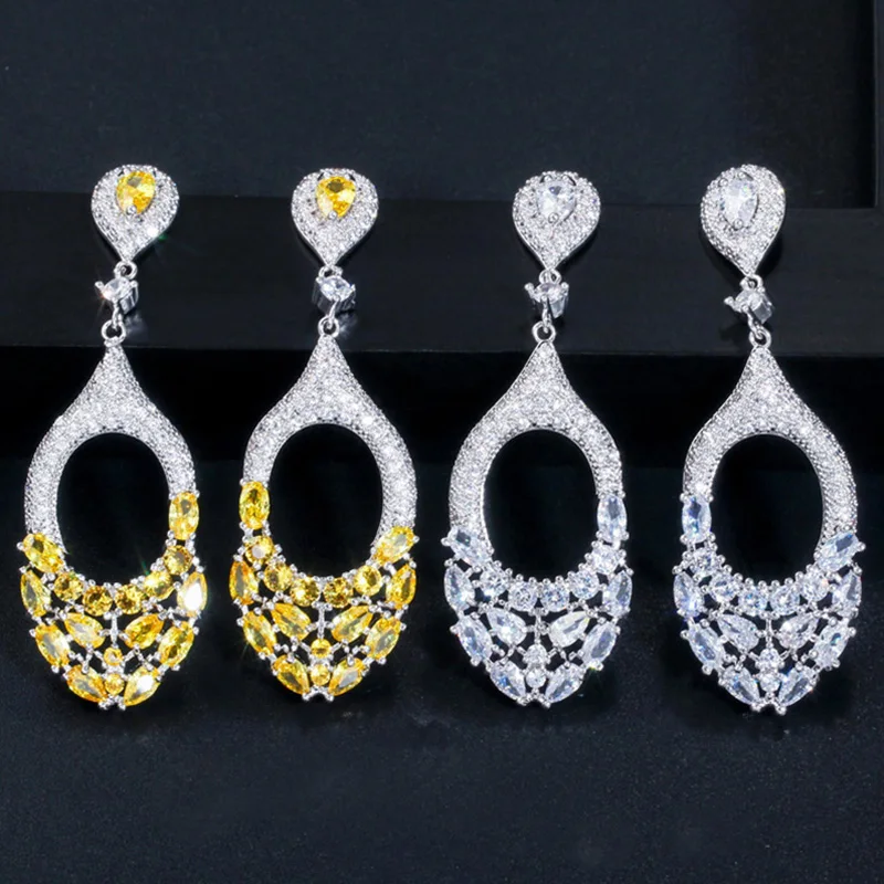 Роскошные серебряные серьги Pera с длинной подвеской большие зеленые кубическим