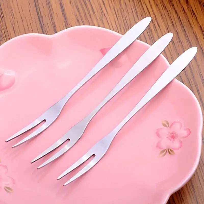 

5PCS Stainless Steel Fruit Fork 13CM Two-tine Snack Cake Dessert Forks Environmentally Party Flatware Fruit Fork For Houseehold