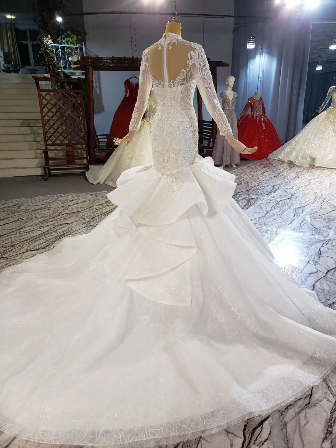 

African Luxury Lace Mermaid Wedding Dresses 2021 Illusion Neck Long Sleeve Detachable Train Appliques Beads Bridal Gowns Arabric