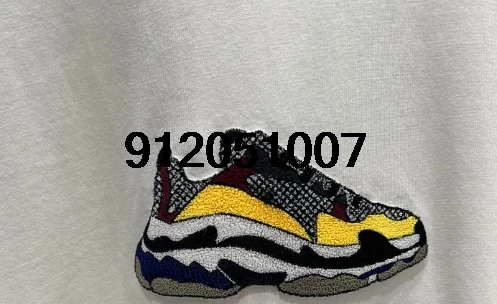 

2021 Best Version Sneakers Printed Women Men Oversized T shirts Hiphop Casual Men Cotton T shirt