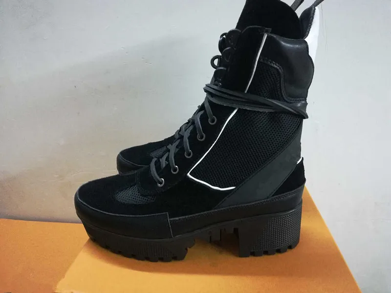 

Chunky Heel Ladies Boots Motorcycle Boots Thick Soled Botas De Mujer Lace up Botas Tide Brand Shoes Women New Sapato Feminino