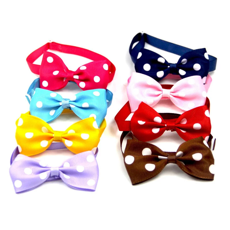 

1PCS Pet Cat Dog Christmas Collar Holiday Cat Dog Bow Tie Adjustable Neck Strap Cat Dog Grooming Accessories Puppy Cat Necklace