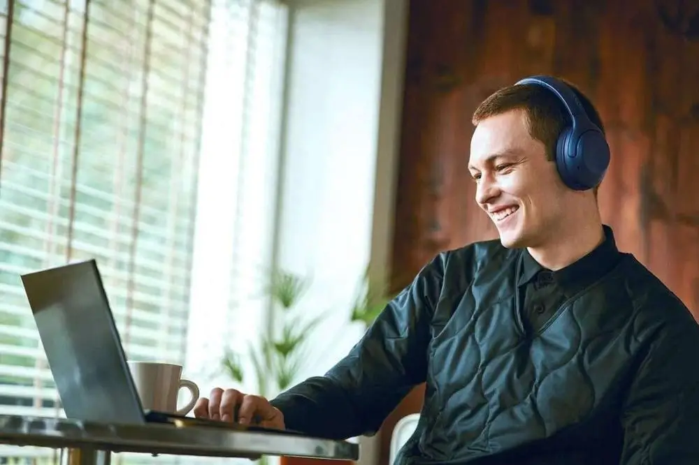 

Used,Sony WH-XB900N Hi-Res Noise Cancelling Wireless Headphone(not full new)