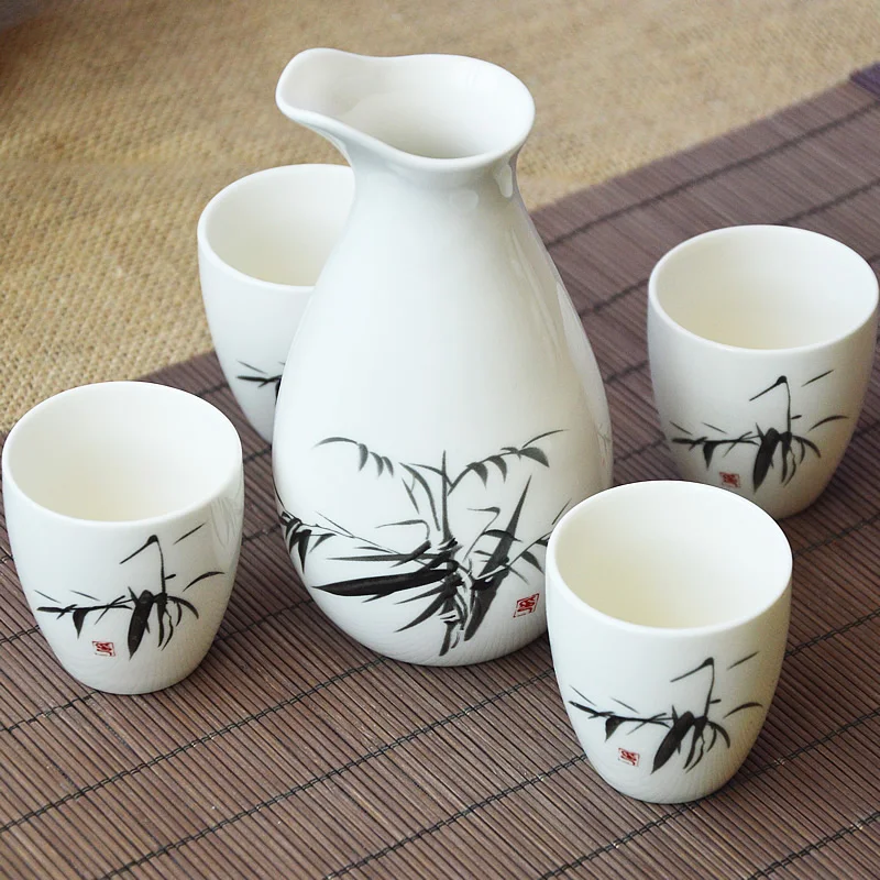 

Simple Vintage Wine Equipment Personalized Japanese Ceramic Unbeelievables Collection Lejek Do Alkoholu Bar Wine Set EC50JJ