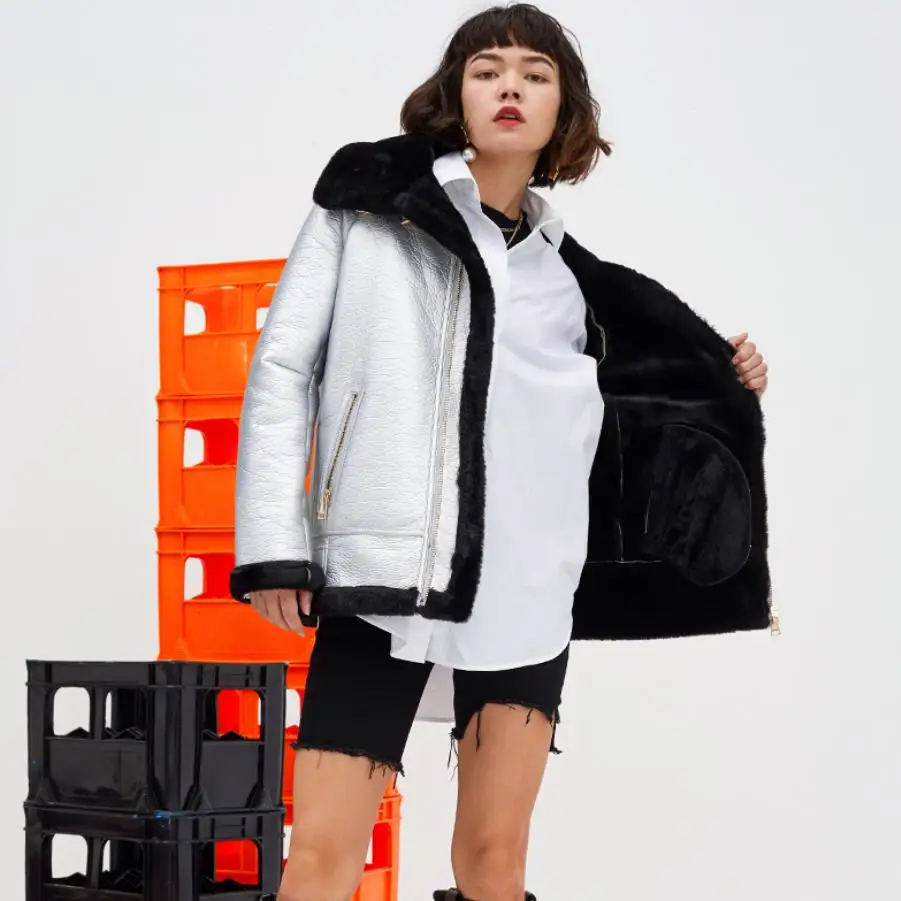 Модные Серебристые теплые куртки из овечьей шерсти с подкладкой искусственной