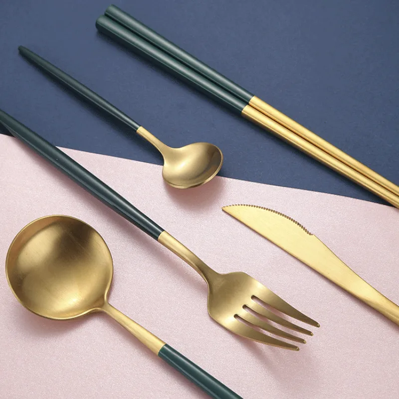 

16 / 24 PCS Western Gold Cutlery Set 304 Stainless Steel Cutlery Kitchen Knife Spoon Fork Dinner Portable Travel Tableware Set