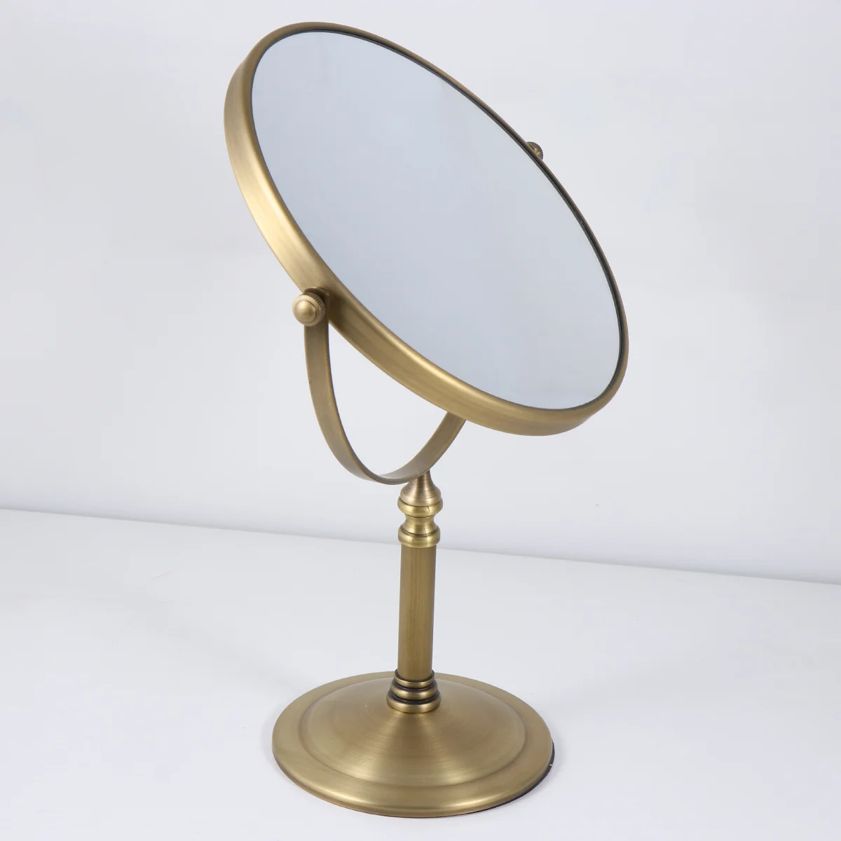 

Двухстороннее косметическое зеркало, 1 шт., настольное зеркало для макияжа с увеличением для дома (8 дюймов, 3-кратное увеличение, серебро)