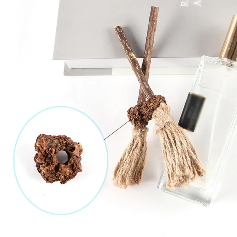 

2 Type Cat Chew Silvervine Stick Teeth Cleaning Chew Make Your Cat Feel Calm and Relaxed Cat Cleaning Teeth Cat Supplie