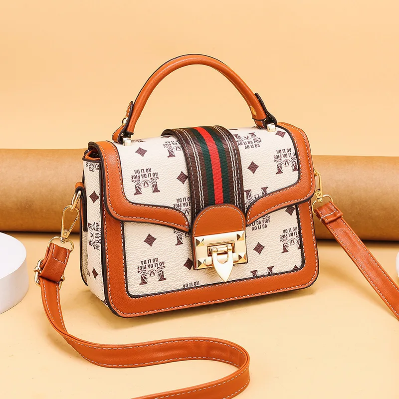 

Popular Brand Design In Spring and Summer of 2021 New Fashion Versatile Handbag Simple Trend One Shoulder Messenger Bag