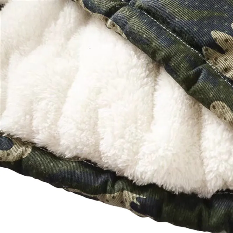 Новая верхняя одежда женские зимние теплые флисовые камуфляжные куртки размера