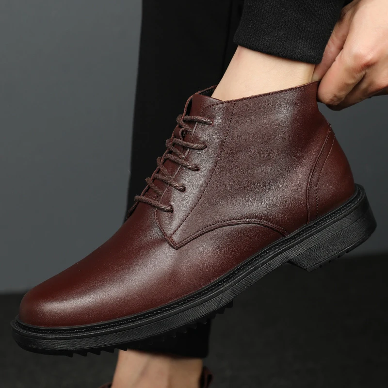 

Winter Men Boots Warm Plush Men Snow Boots Outdoor Comfortable Men Shoes Lace-Up Autumn Men's Ankle Boots Motorcycle Boots