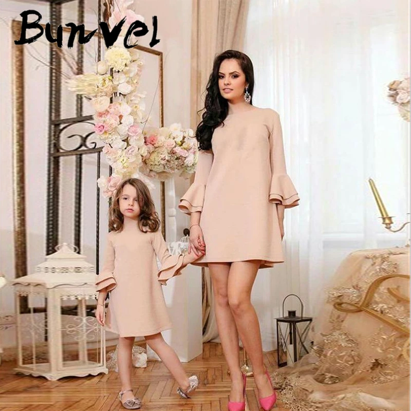 Bunvel/семейные платья для мамы и дочки однотонное платье с рюшами рукавами