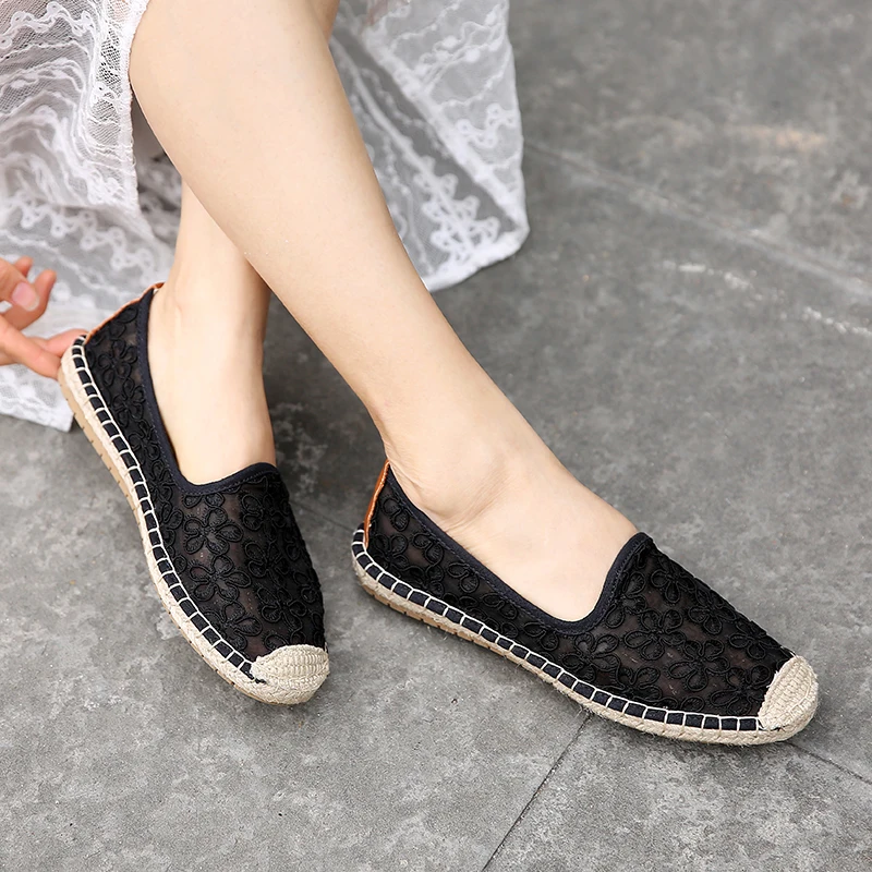 Новые модные черные шнуровке с бантом в виде бабочки женские лоферы 2020 из