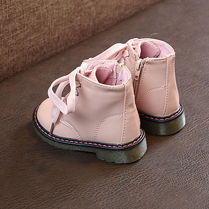 2020 детские ботинки для девочек зимние из искусственной кожи мартинсы на молнии