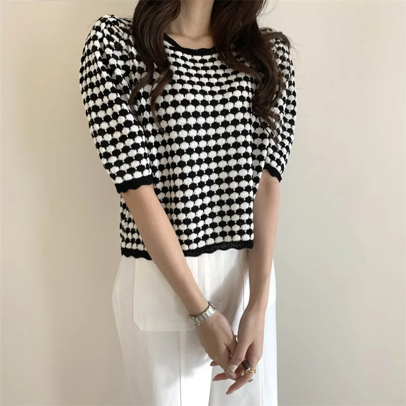 

2021 early spring color matching short-sleeved knitted sweater