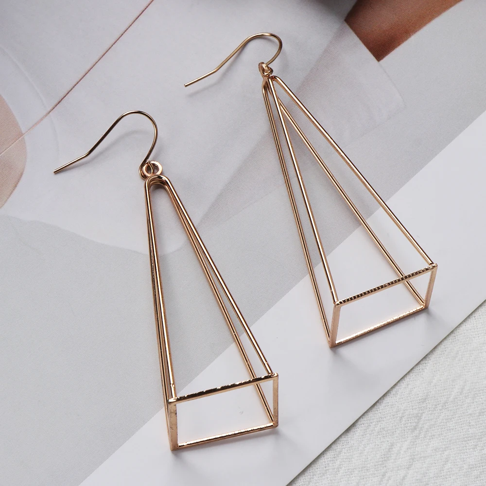Геометрические серьги-подвески треугольные полые многоугольные серьги-гвоздики