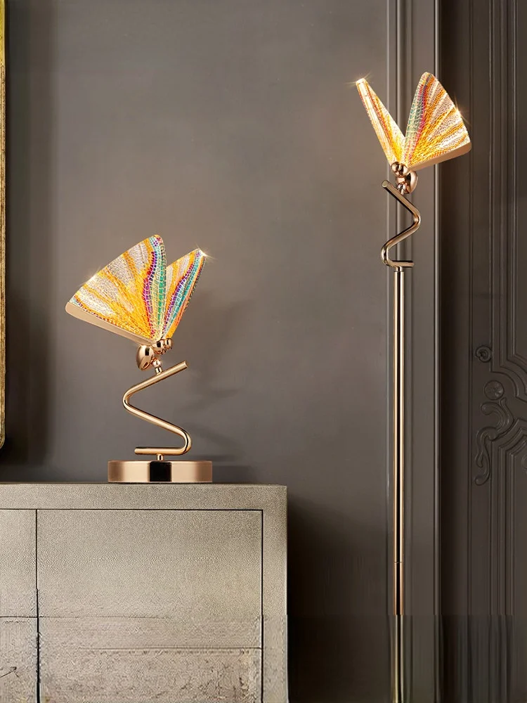 

GY Creative Table Lamp Post-Modern Light Luxury Bedroom Bedside Floor Lamp Designer Personality