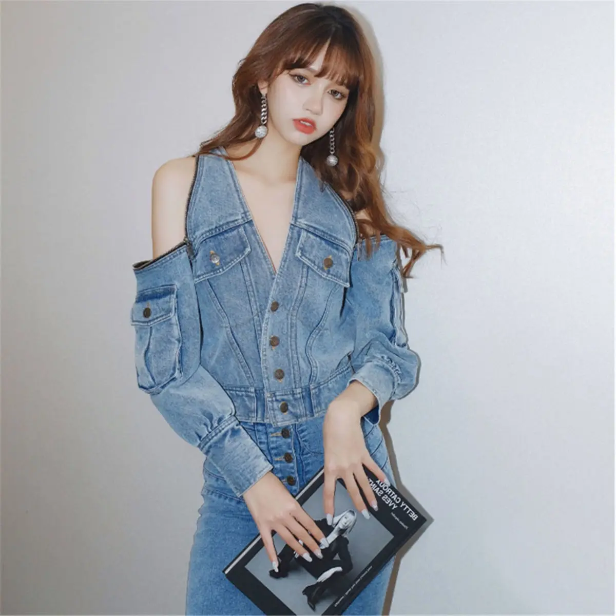 

2021 Autumn New Zipper Off Shoulder Vintage Long Sleeve Denim Jacket Short Jacket Women