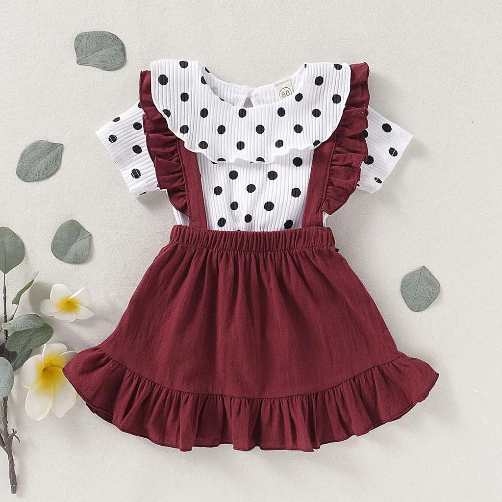 Комплект детской одежды в горошек футболка с коротким рукавом и рюшами на шее