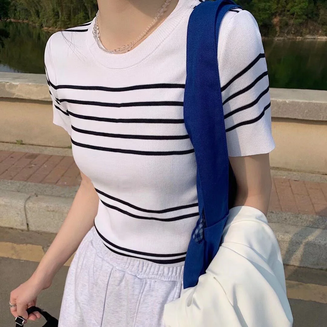 

T-shirt Short Sleeve 2021 Summer New Stripe Chic Top Women's Design Korean Knitwear