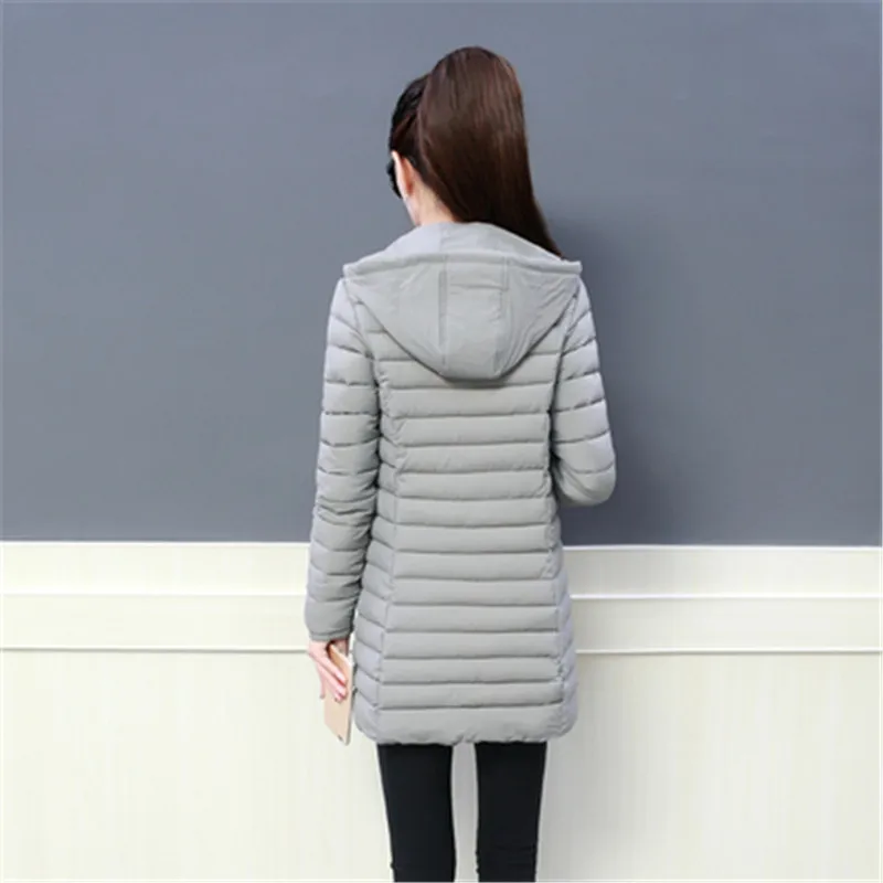 Женское зимнее теплое пальто с капюшоном облегающая однотонная Базовая куртка
