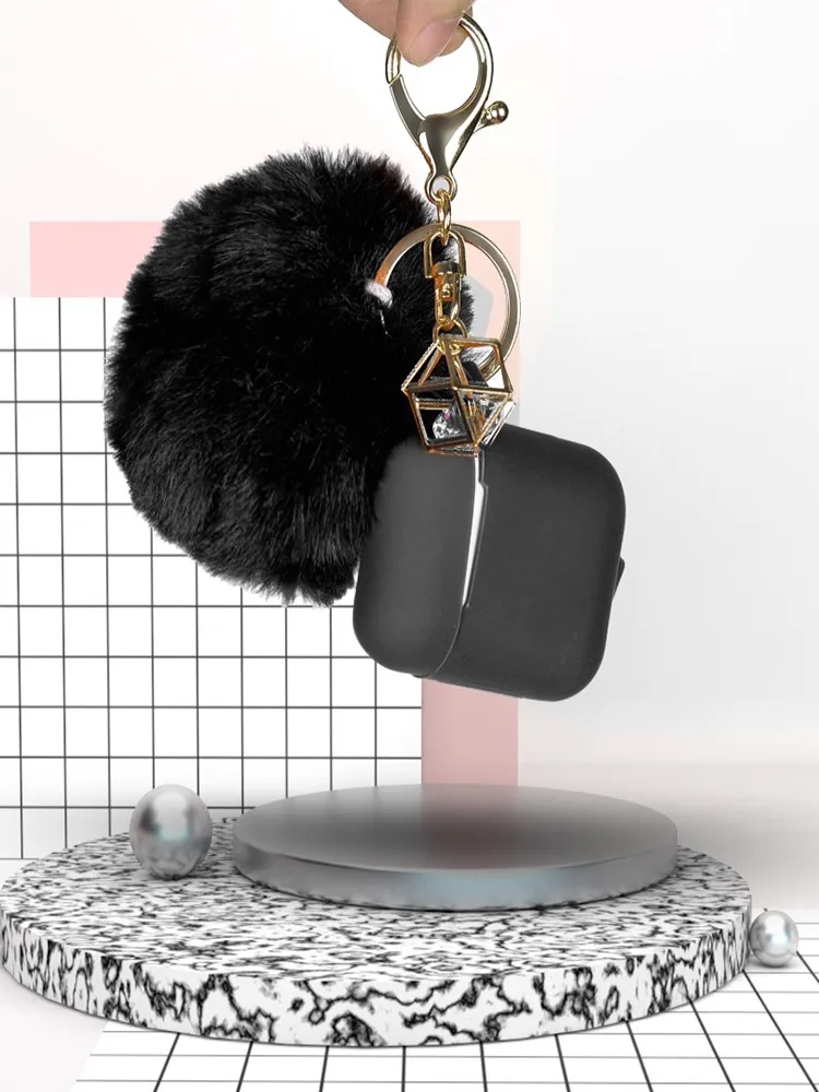 Беспроводной чехол для наушников Airpods 2 и 1 зарядный силиконовый защитный чехол и брелок с помпоном FW3 - Цвет: Черный
