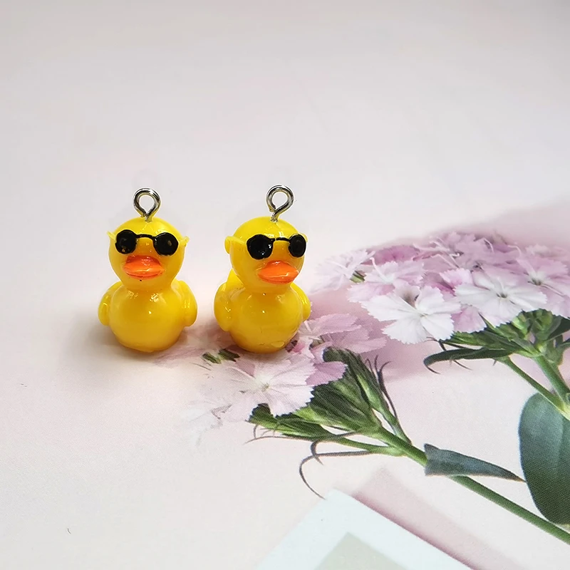 10 шт. подвеска в виде желтого утка из смолы