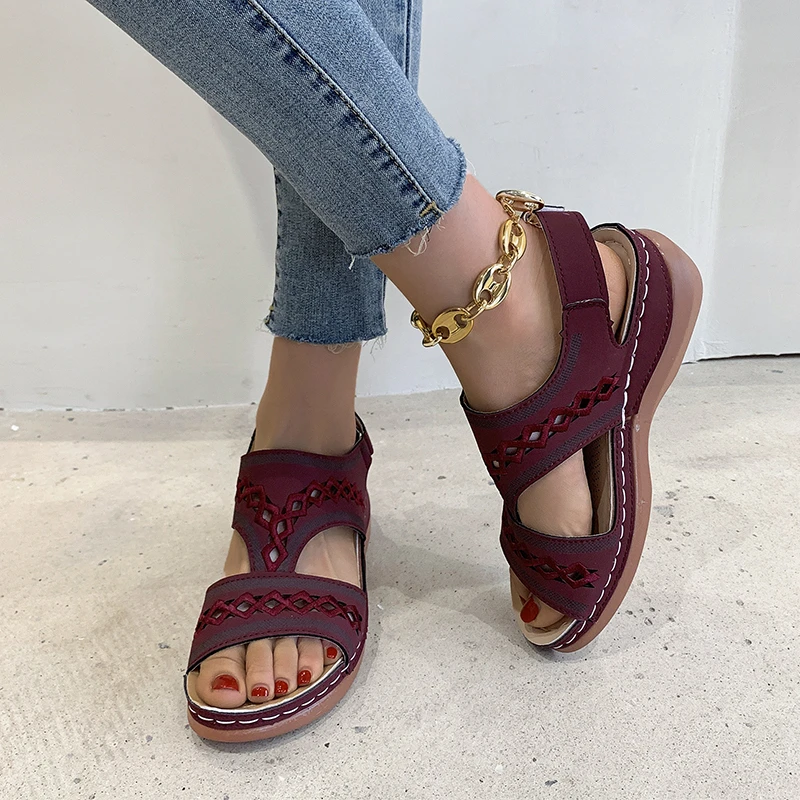 

Women's Sandals 2021 Summer Thick Heel Open Toe Sandals Round Toe Stitching Buckle Velcro Flat Heel Hollow Female Retro Shoes