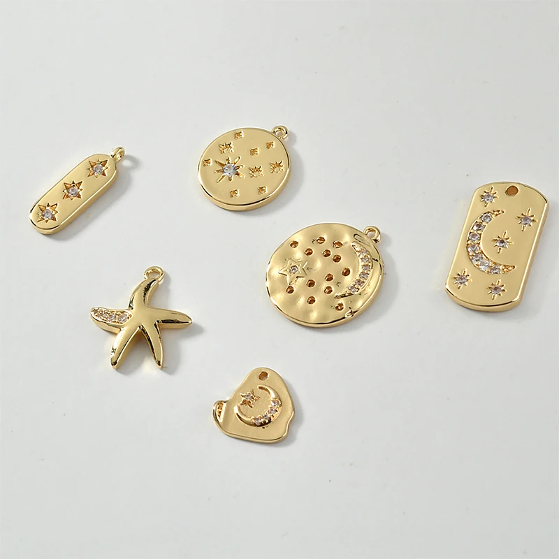 Серьги-гвоздики из меди с цирконом 18 К | Украшения и аксессуары