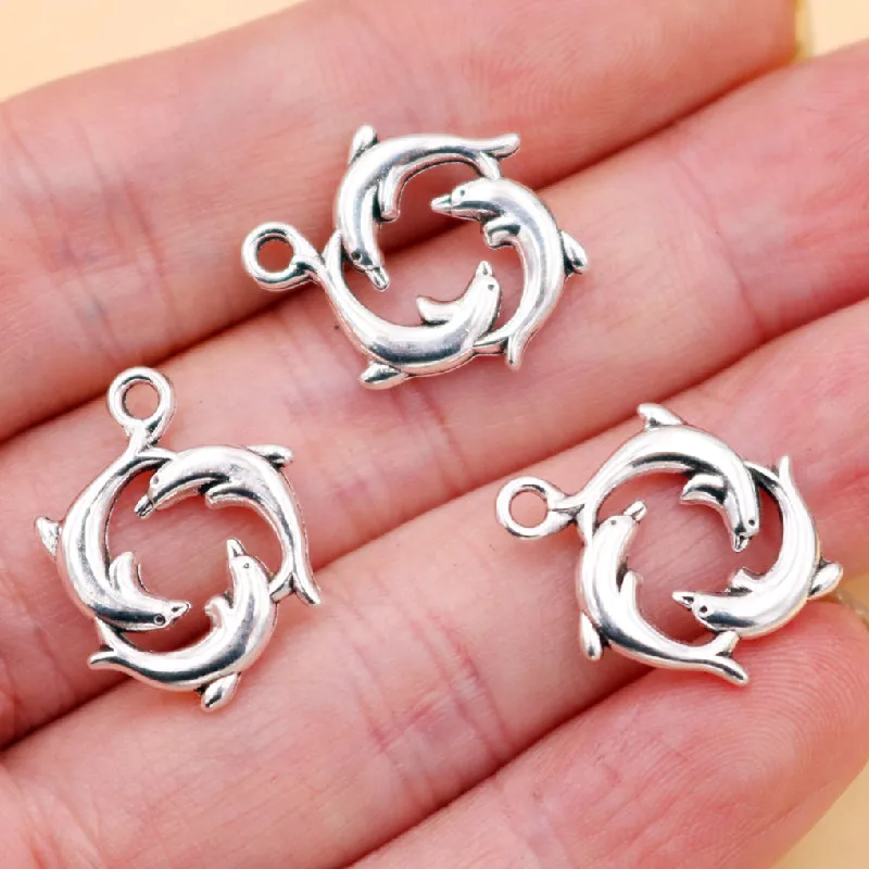 20 штук Популярные Подвески трех Дельфин 20*16 мм посеребренные подвески из металла