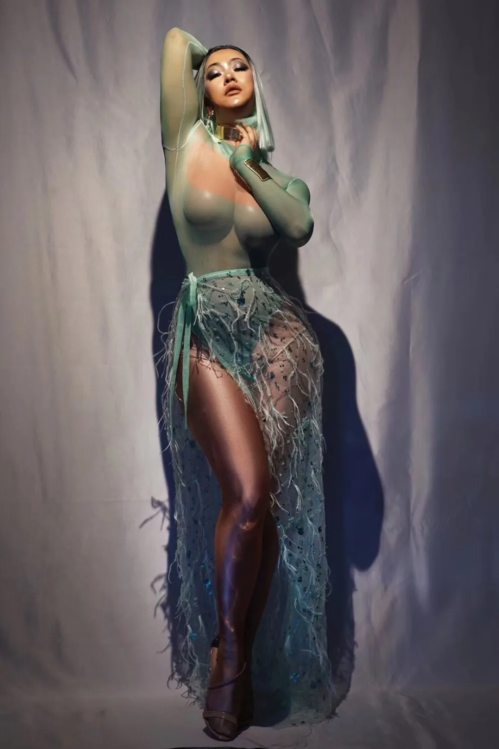 New Long Sleeves Bodysuit Green Sequins Mesh Feather Long Tail Outfit Women Dancer Bar Prom Bodysuit Outfit Set