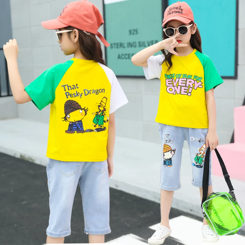 Джинсовые шорты и футболка для девочек комплект из двух предметов | Детская