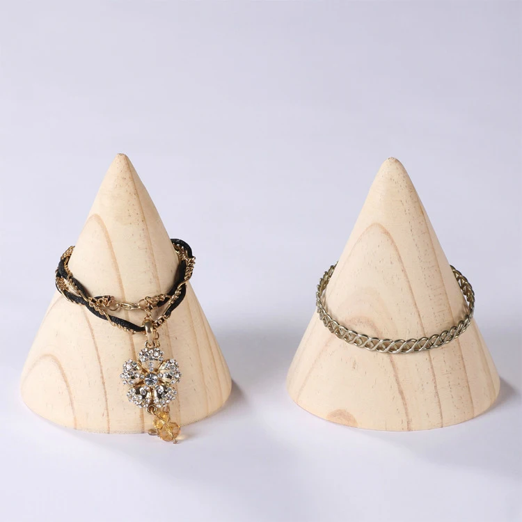 

Natural Solid Wood Cone Bracelet Display Props Jewelry Hand Jewelry Display Rack Bracelet Necklace Placement Rack