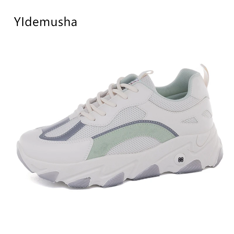 

New fashion Breathable mesh sneakers women shoes flats 2020 Spring and Autumn white round toe light shoes woman Mesh sneakers