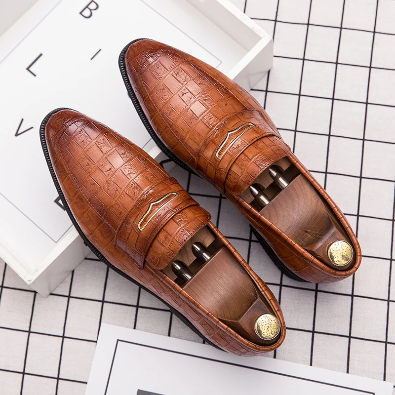 

Spring 2021 Formal Shoes Mens Black Blue Adult Business Shoes Slip-on Dress Shoes Men Designer Leather Casual Shoes Man Big Size