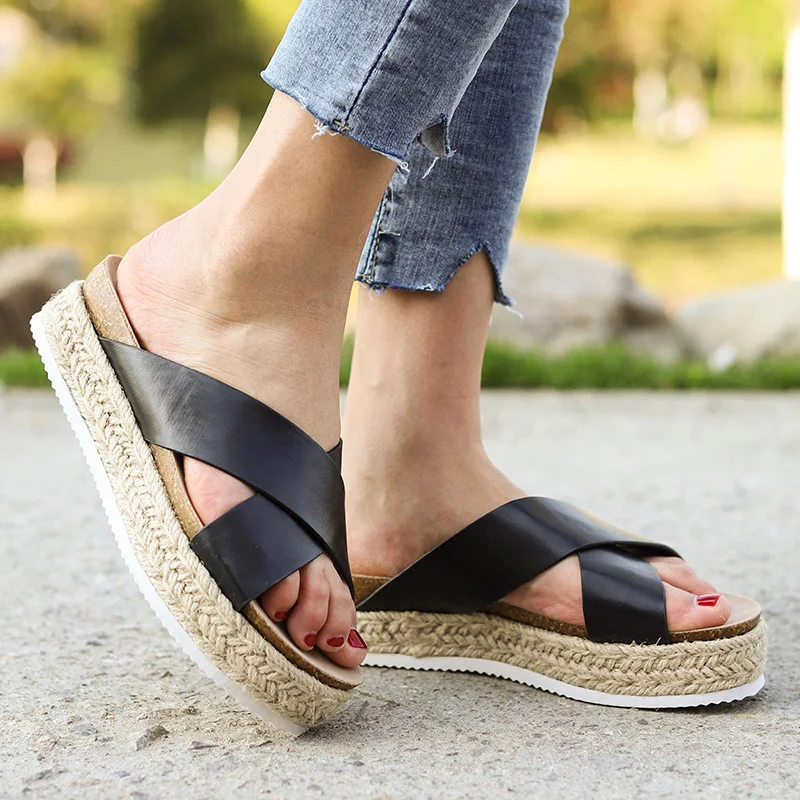 

Women Platform Sandals 2020 Summer Shoes Woman Outdoor Sandals Thick Mid-heel Soft Bottom Comfortable Sandals Sandalias Shoes