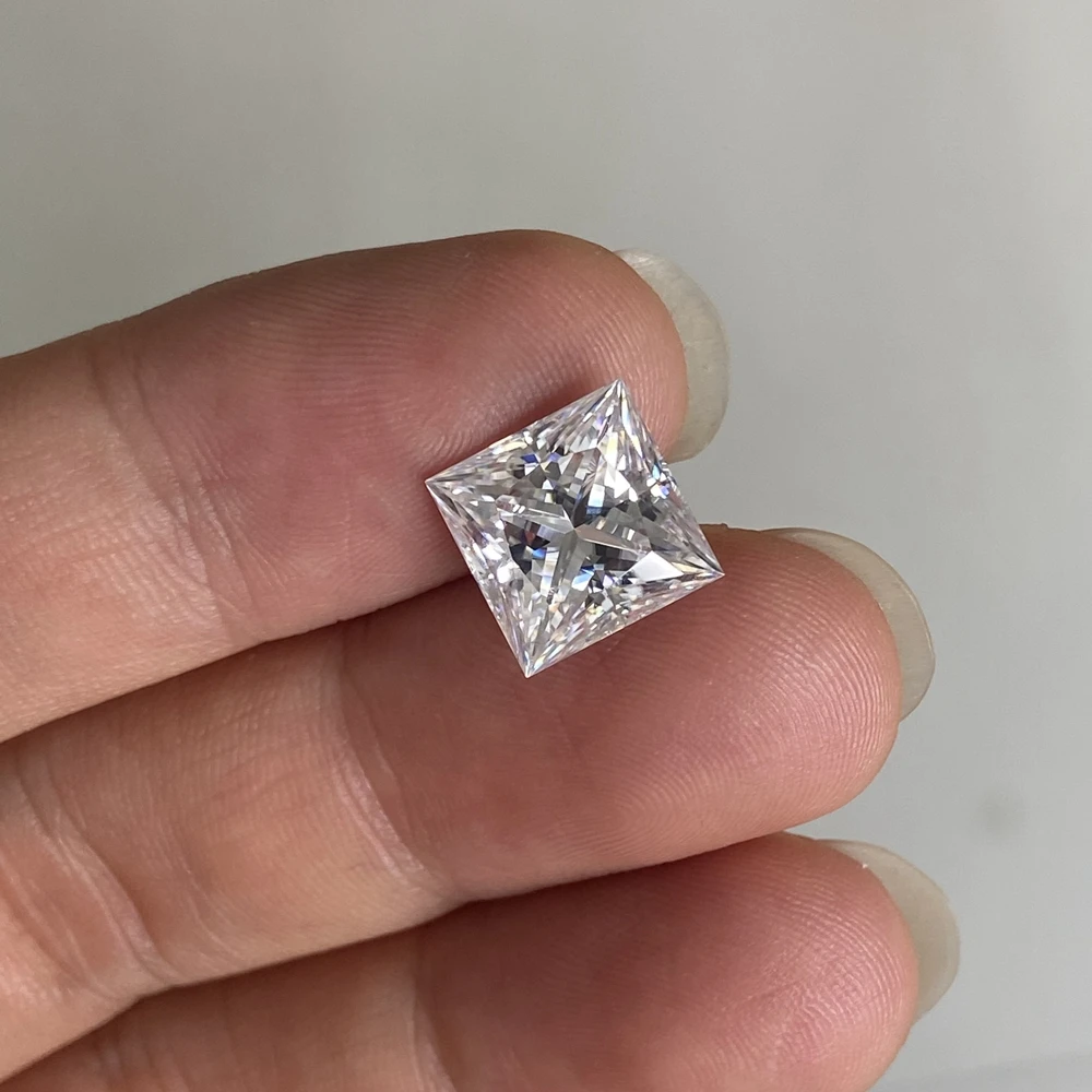 

Meisidian Pass Diamond Test GH VVS1 7x7mm Princess Cut Square White 2 Carat Moissanite Stone