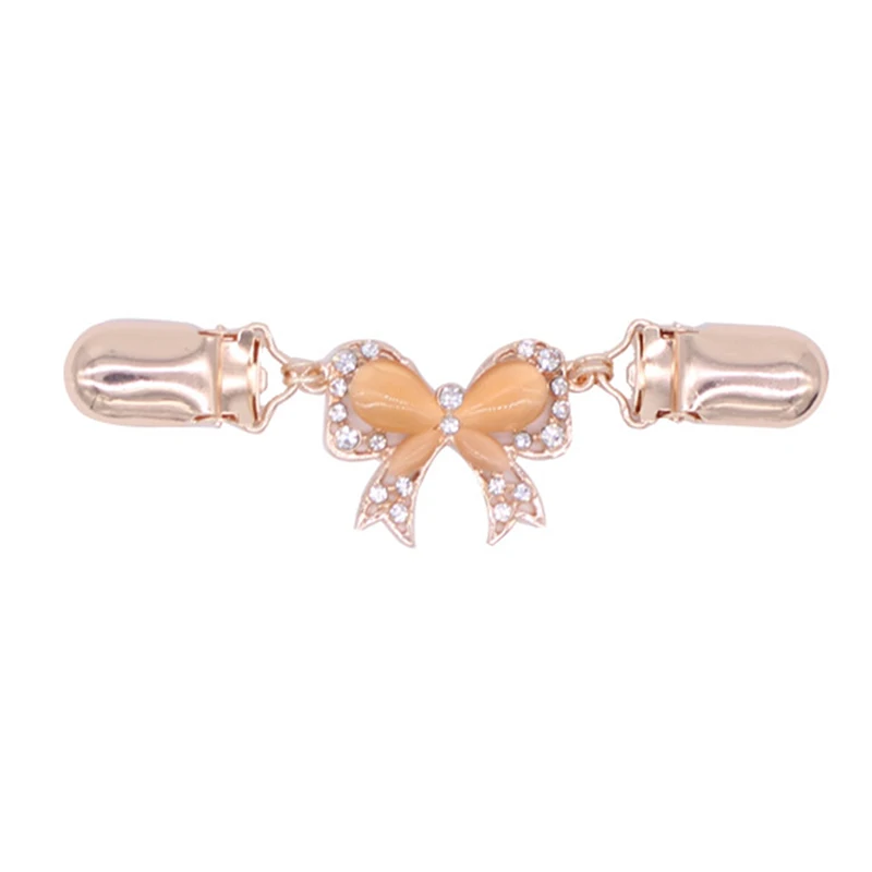 

Retro Cardigan Sweater Blouse Pin Shawl Brooch Clips Shirt Collar Retro Duck Clip Winter Scarf Clasps Charm Accessories