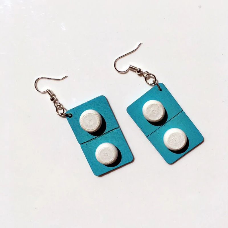 

Creative Women Earring Pendant Wooden Capsule Drop Earrings Funny Girls Lovely Pills Medicine Dangle Earrings Unique Jewelry
