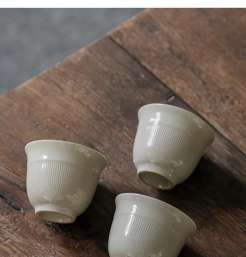 

Kitchen,Dining & Bar