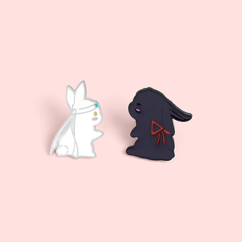 

Cartoon Creative Black White Rabbit Modeling Couple Pop-Enamel Pin Lapel Badges Brooch Funny Fashion Jewelry