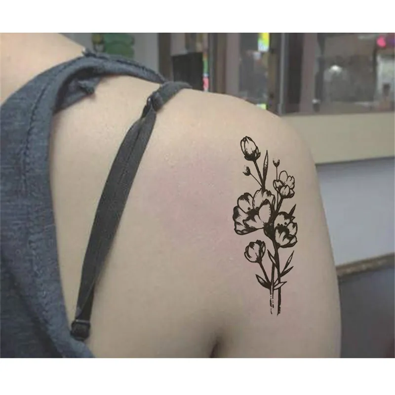 Боди арт черно белый Рисунок маленький элемент маленькие цветы цветочный