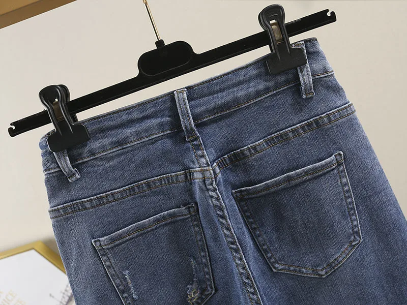 

LXUNYI Summer Shorts Women jeans Washed Ripped Straight Loose Stretch Wide leg jeans Plus Size Hole Denim Pants Knee Length 40