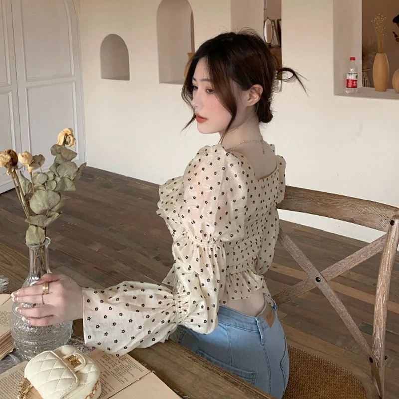 

Korean autumn Chiffon Dot Blouses Ruffle Square Collar Short Tops 2021 Spring New Puff Sleeve Slim Blusas Mujer De Moda