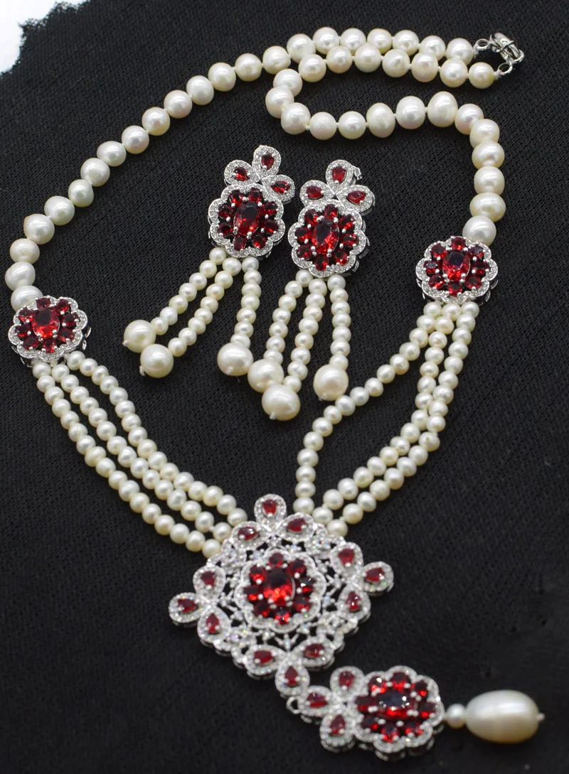 Один комплект из пресноводного жемчуга белого неидеально круглого 7-8 мм и