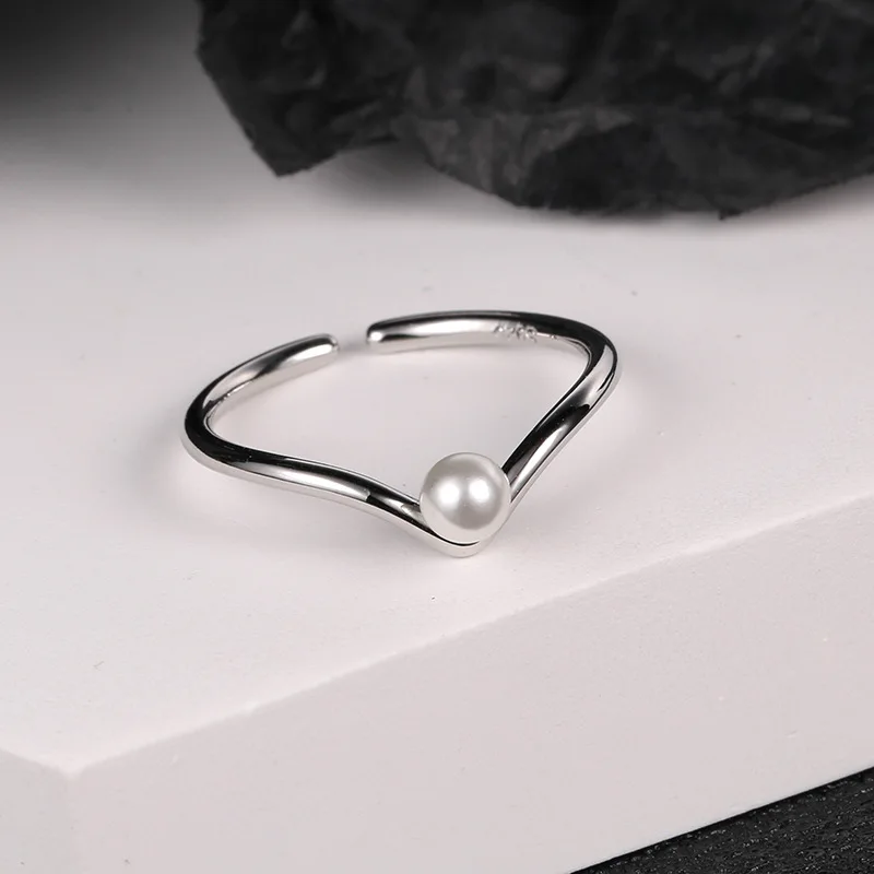

Minimalist V Design Pearl Rings for Women Korean Fashion Ring Adjustable Opening Female Winter Jewelry Girls Gift M4