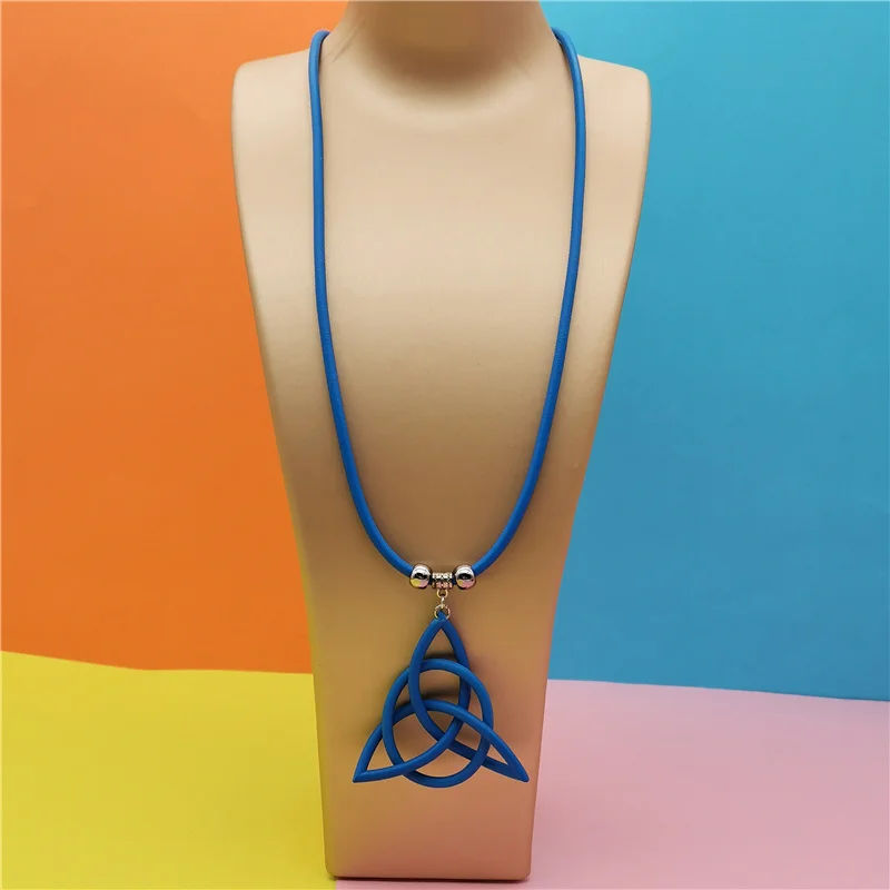 

Marliwoo NEW Geometric Design Pendant Necklaces Women Jewelry Rubber Handmade Ethnic Necklace 6 Colors Sweater Chain Accessories