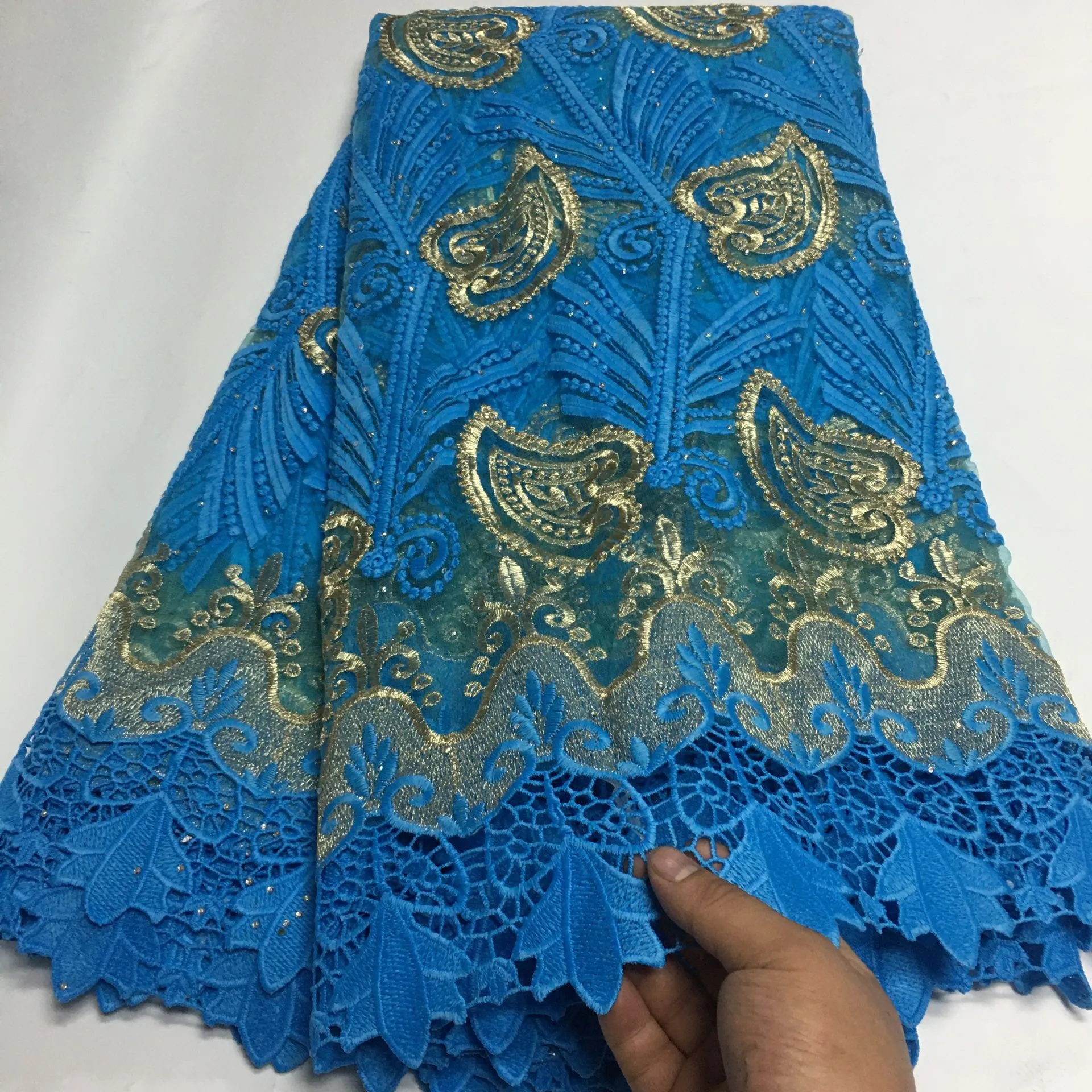 2020 Новое поступление Высококачественная молочная шелковая кружевная ткань