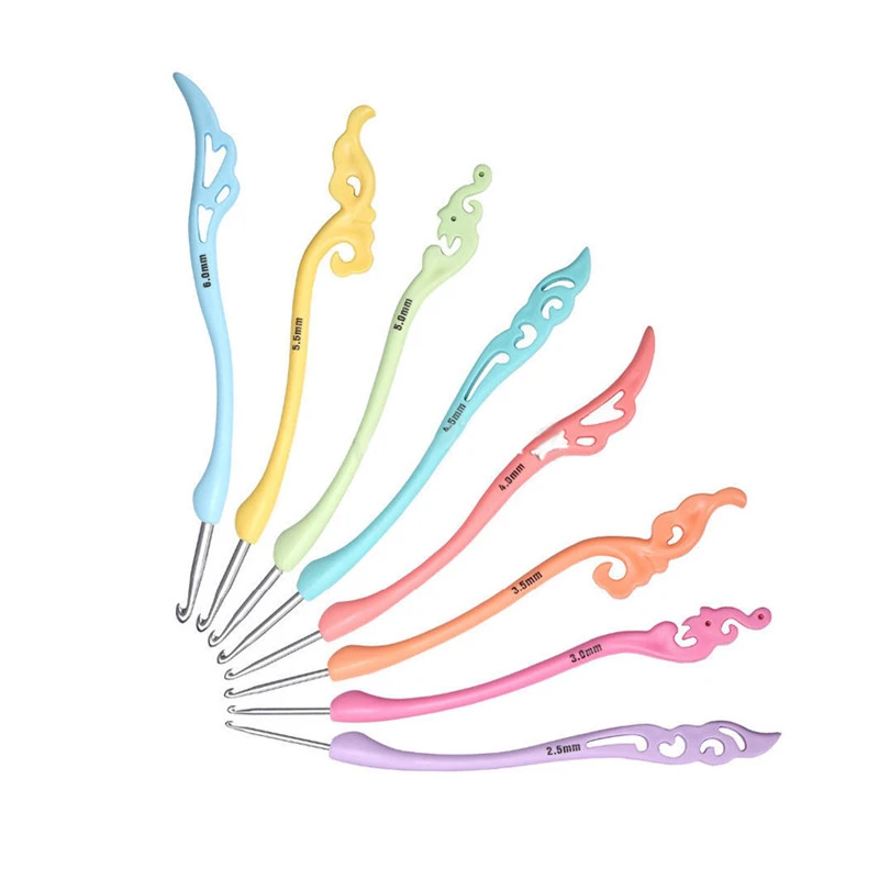 

8Pcs/Set Vintage Carved Aluminum Crochet Hooks Fancy Soft Handle Multicolor Knitting Needles Set Sweater Scarves Weaving Tool